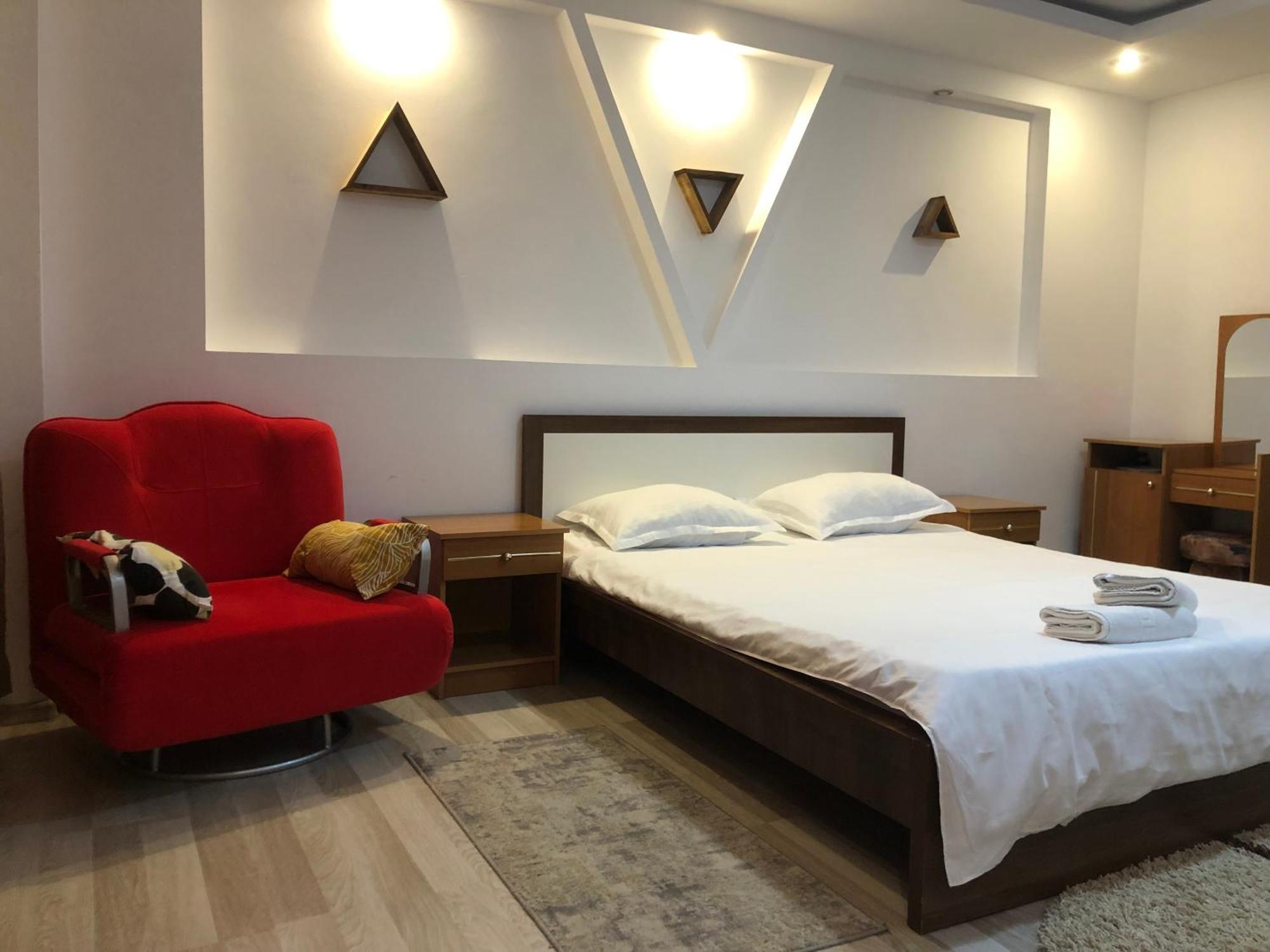 Charming And Intimate Getaway In Bucharest - Near Unirii Square Apartamento Exterior foto